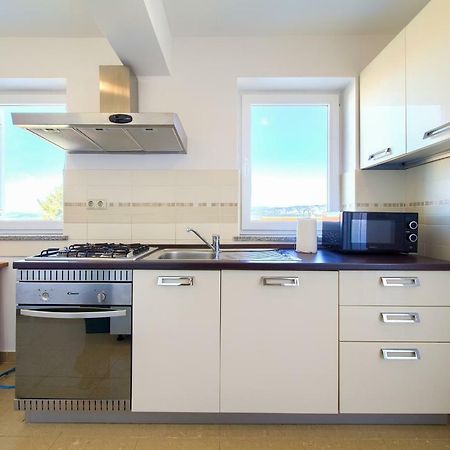 Vijon Apartman Njivice Kültér fotó