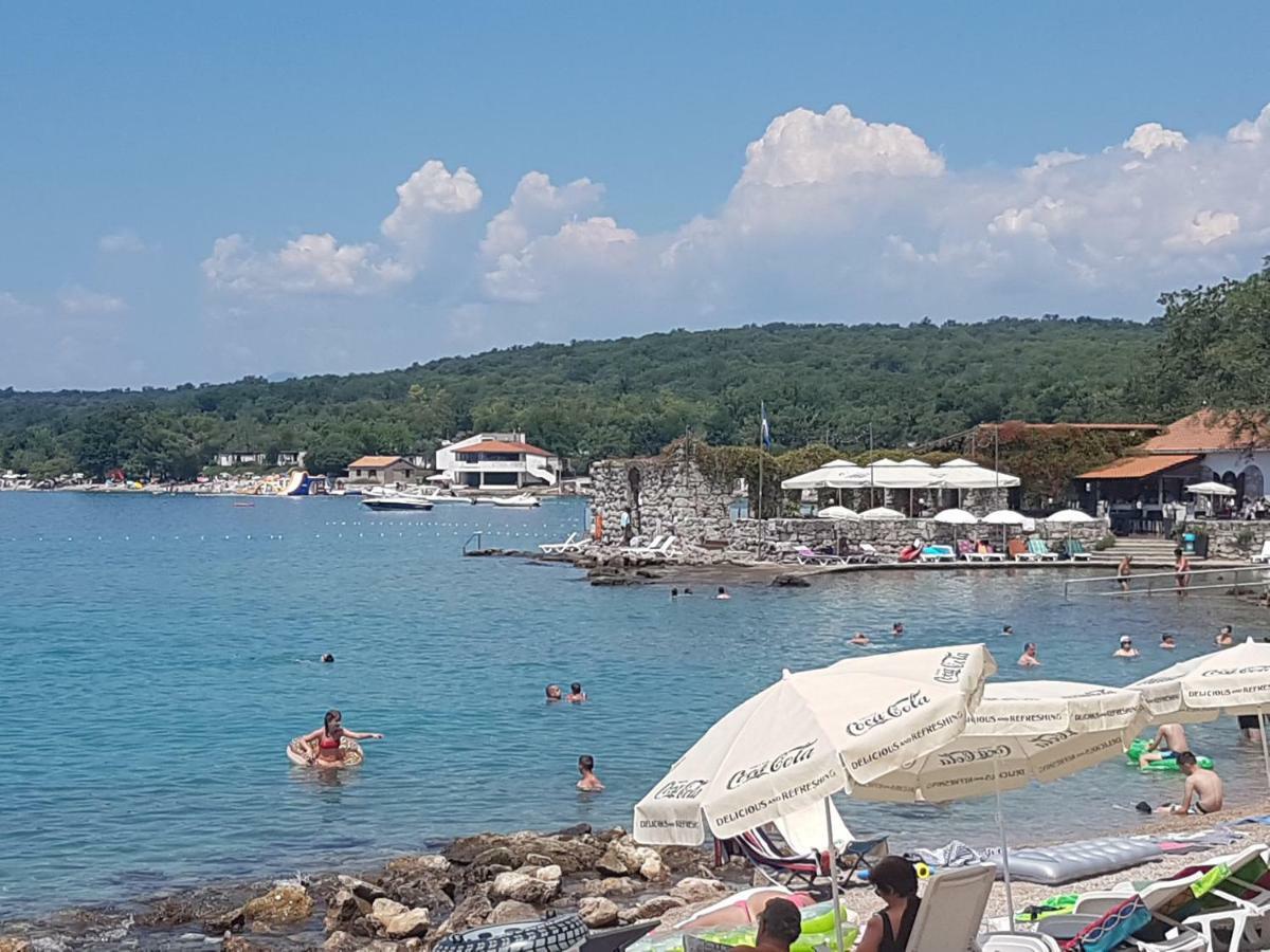 Vijon Apartman Njivice Kültér fotó