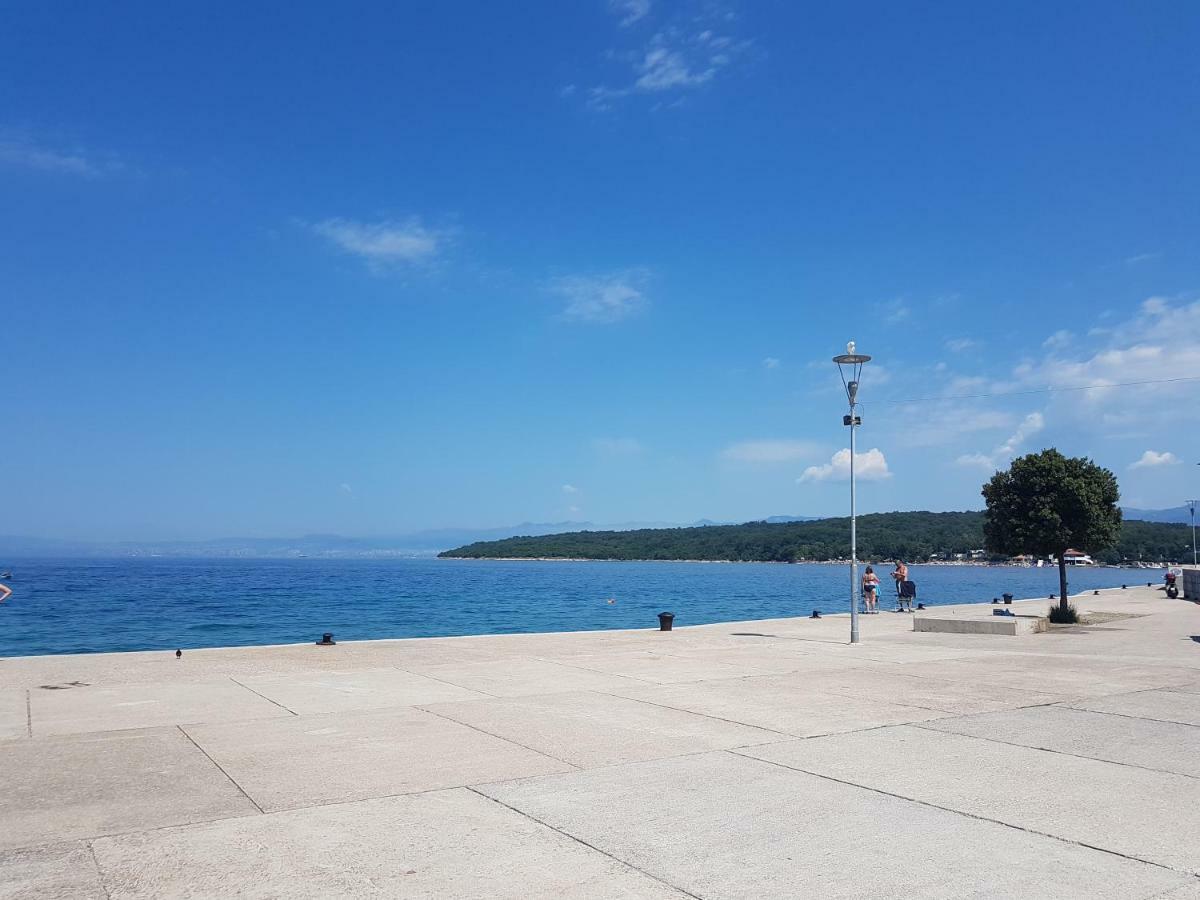 Vijon Apartman Njivice Kültér fotó