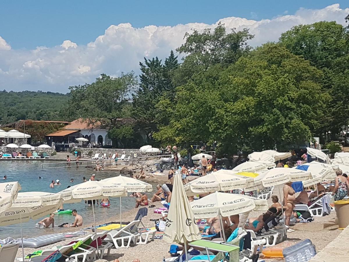 Vijon Apartman Njivice Kültér fotó
