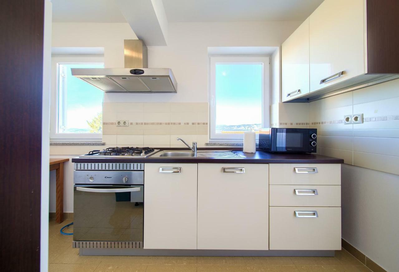 Vijon Apartman Njivice Kültér fotó