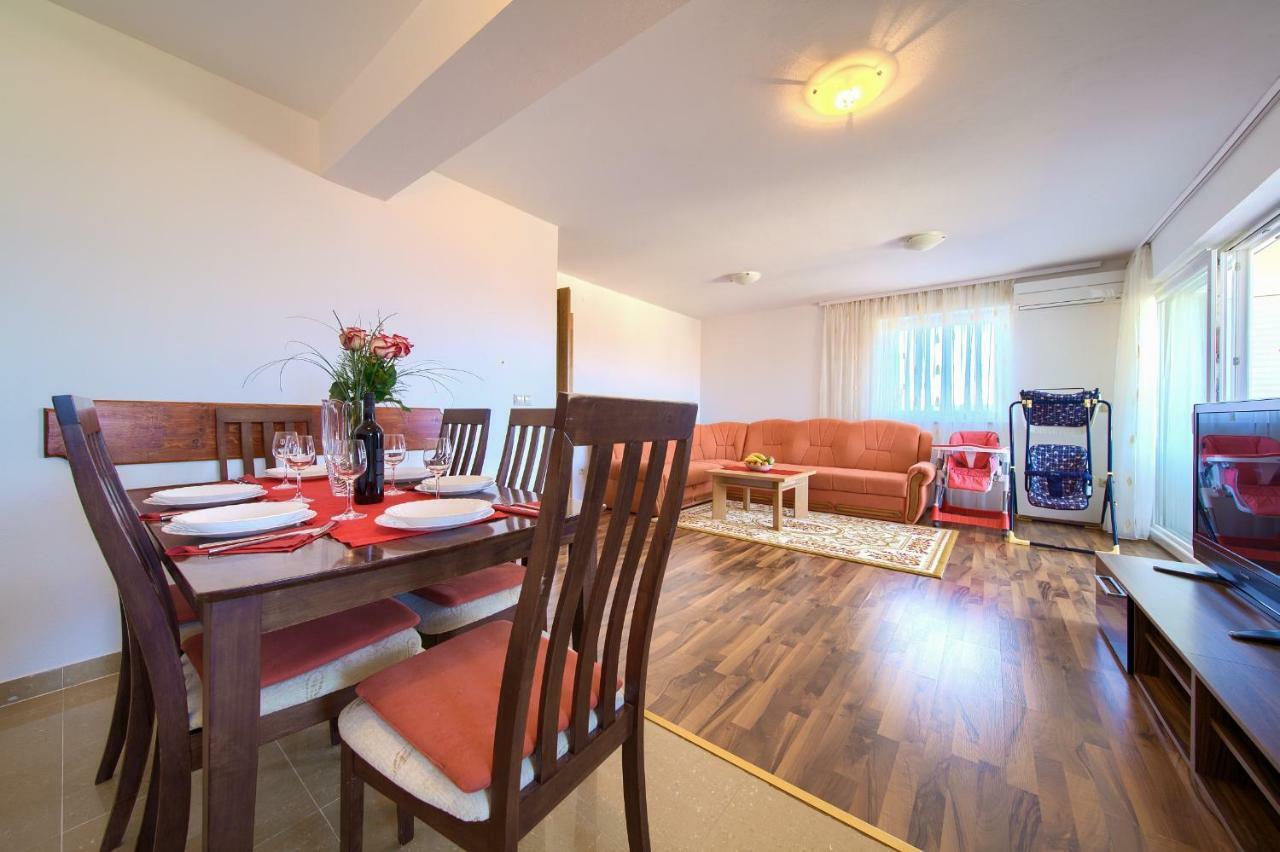 Vijon Apartman Njivice Kültér fotó
