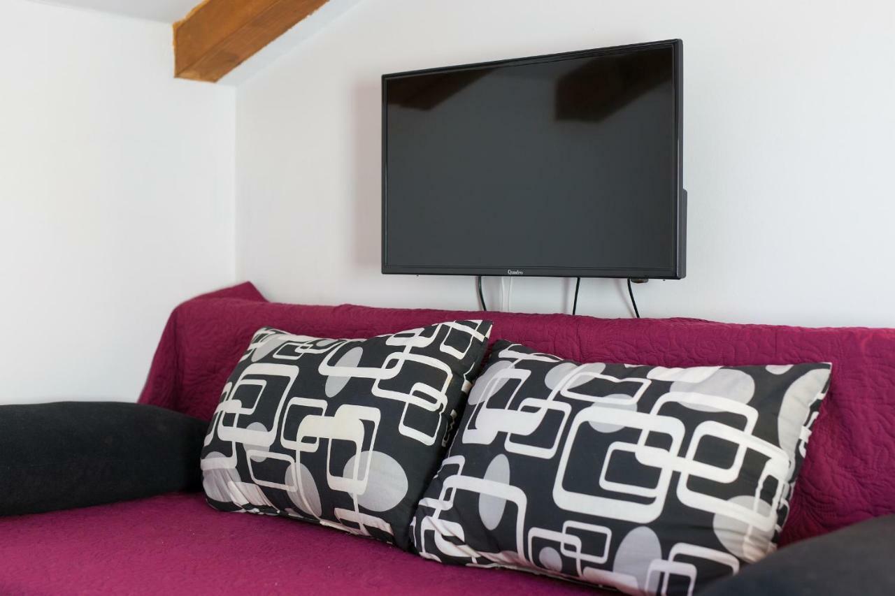 Vijon Apartman Njivice Kültér fotó