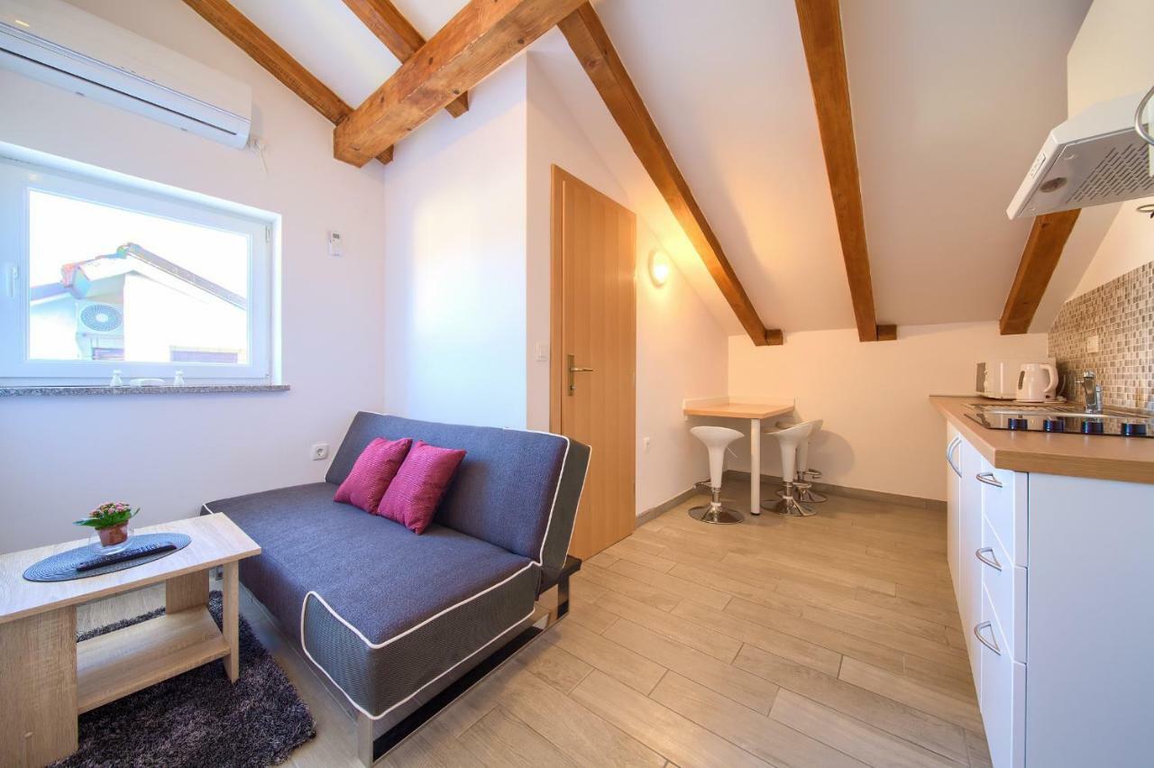 Vijon Apartman Njivice Kültér fotó