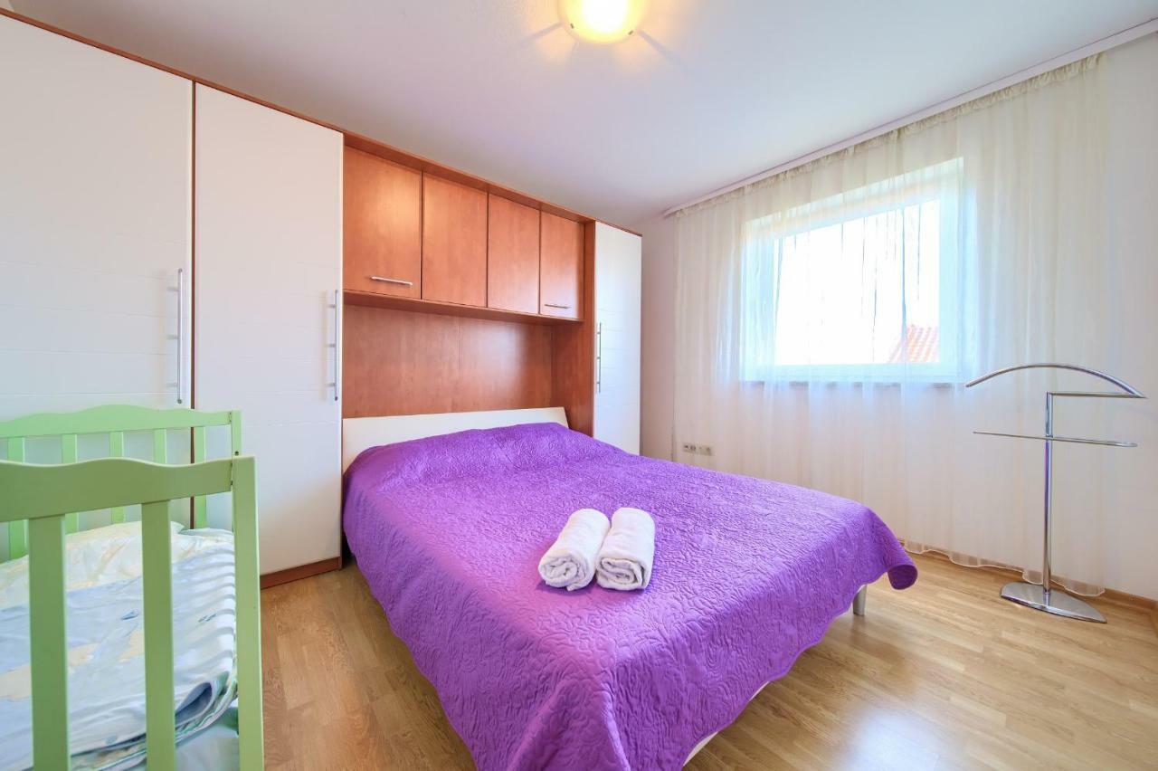 Vijon Apartman Njivice Kültér fotó
