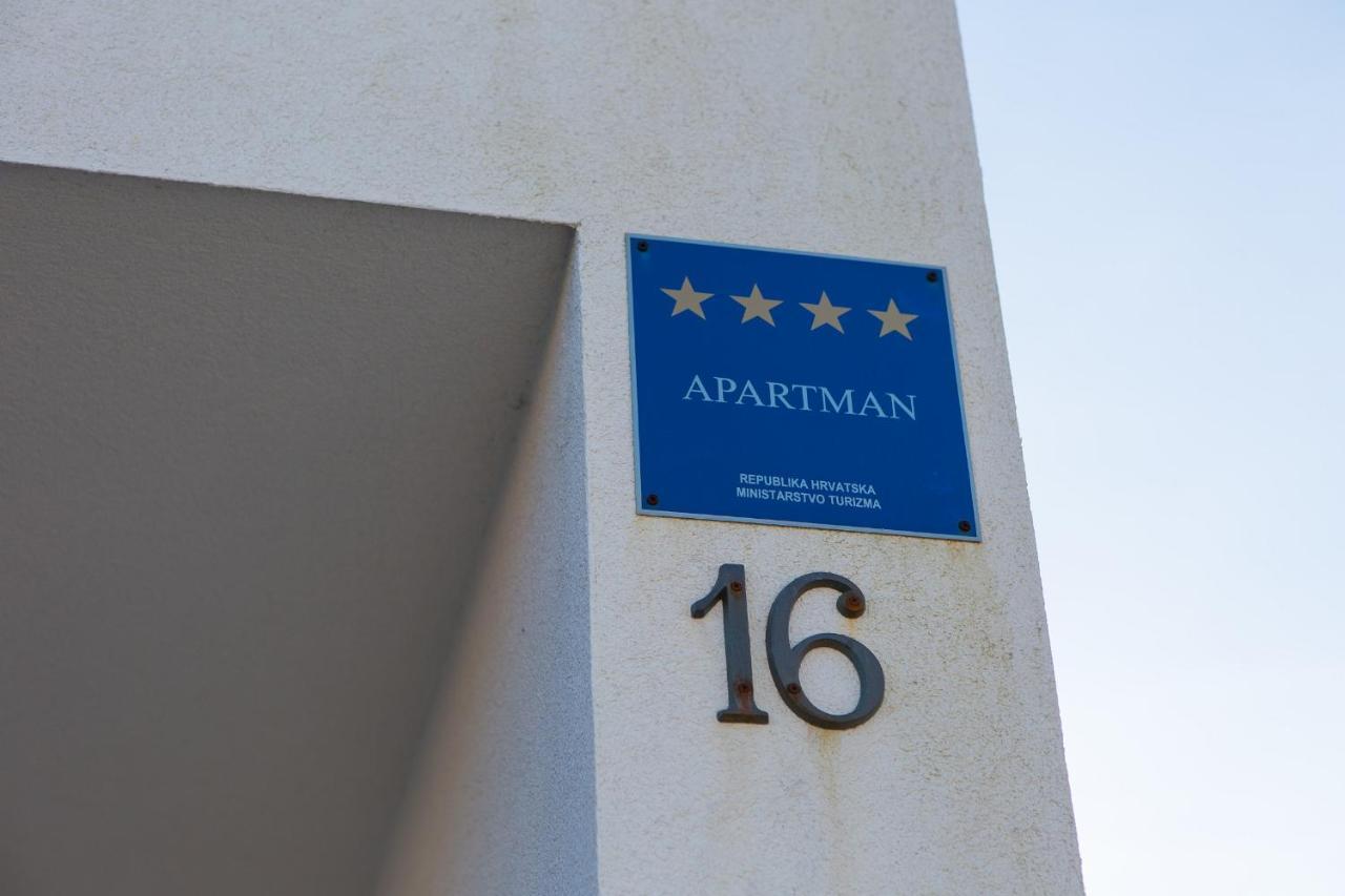 Vijon Apartman Njivice Kültér fotó