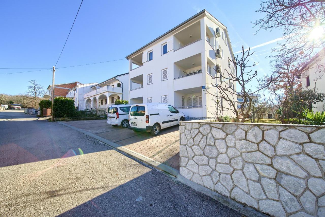 Vijon Apartman Njivice Kültér fotó
